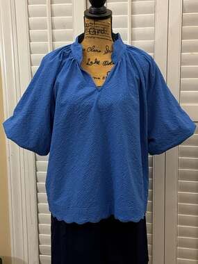 Umgee Ocean Blue Seersucker Bubble Sleeve Scalloped Hem Top Blouse